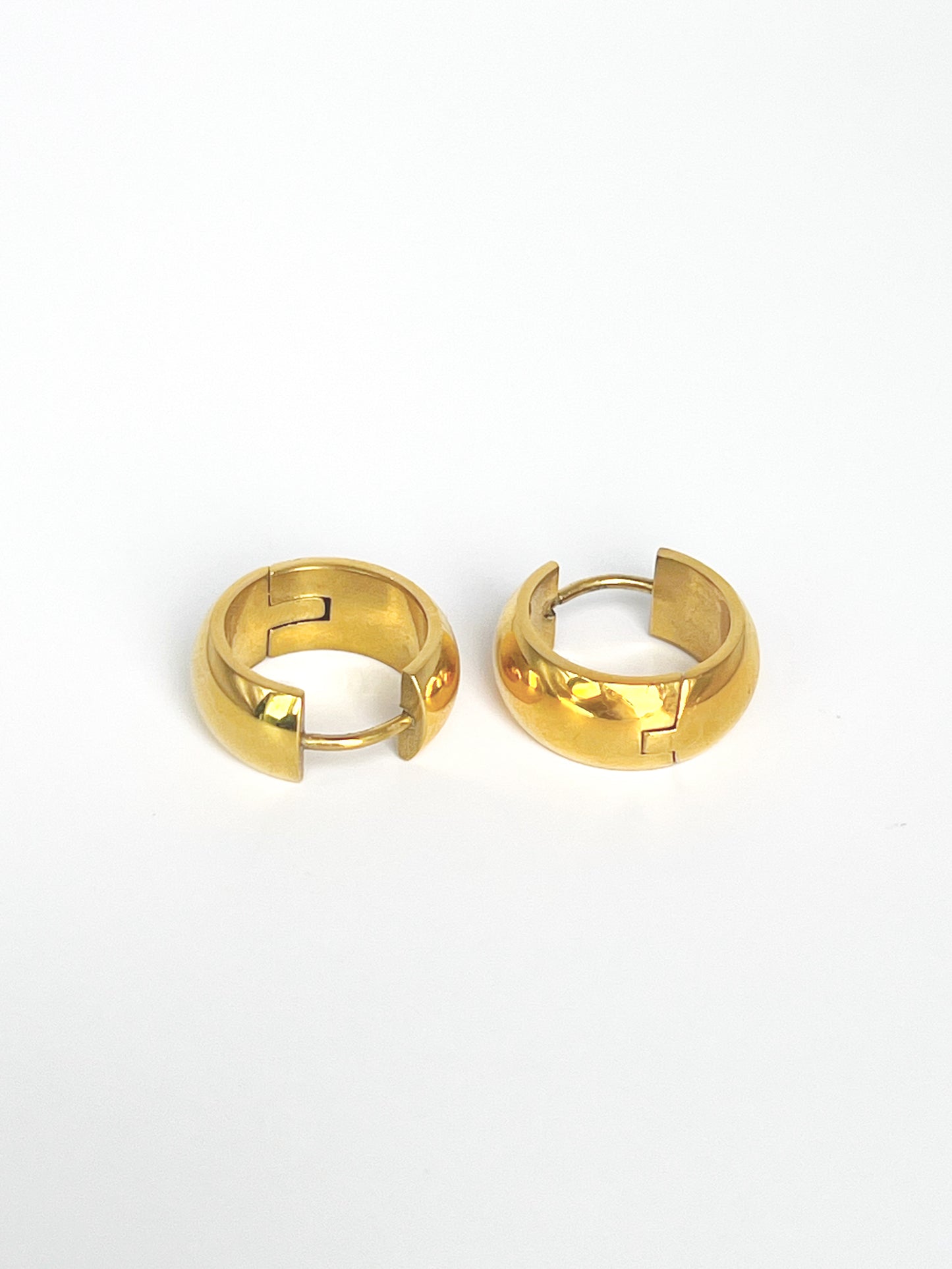 Minimal Hoop Earrings | 18k Gold Plated